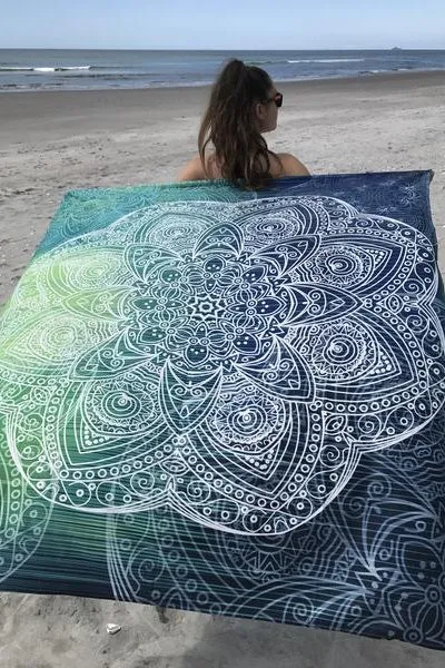 Medium Mandala Throw