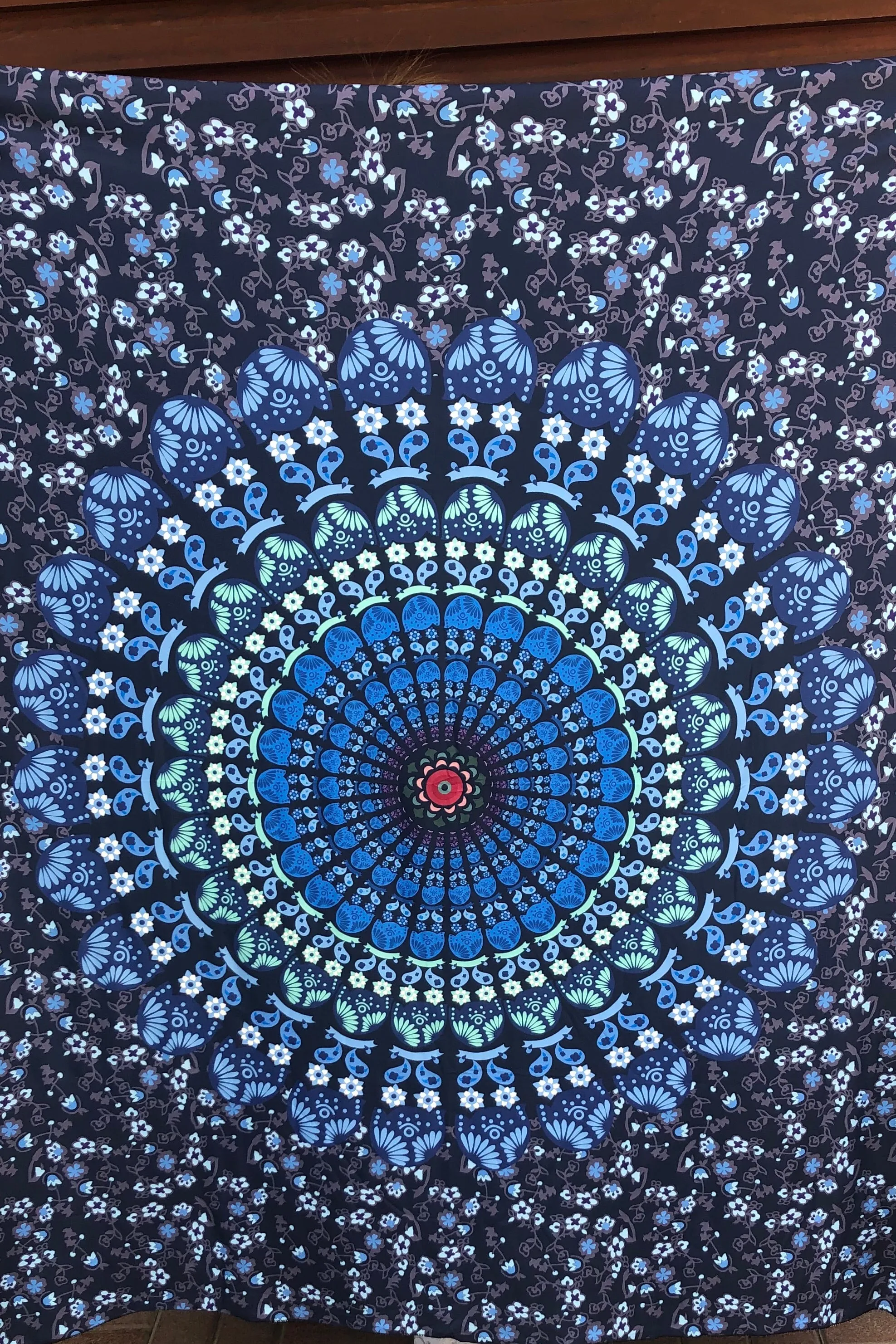 Medium Mandala Throw